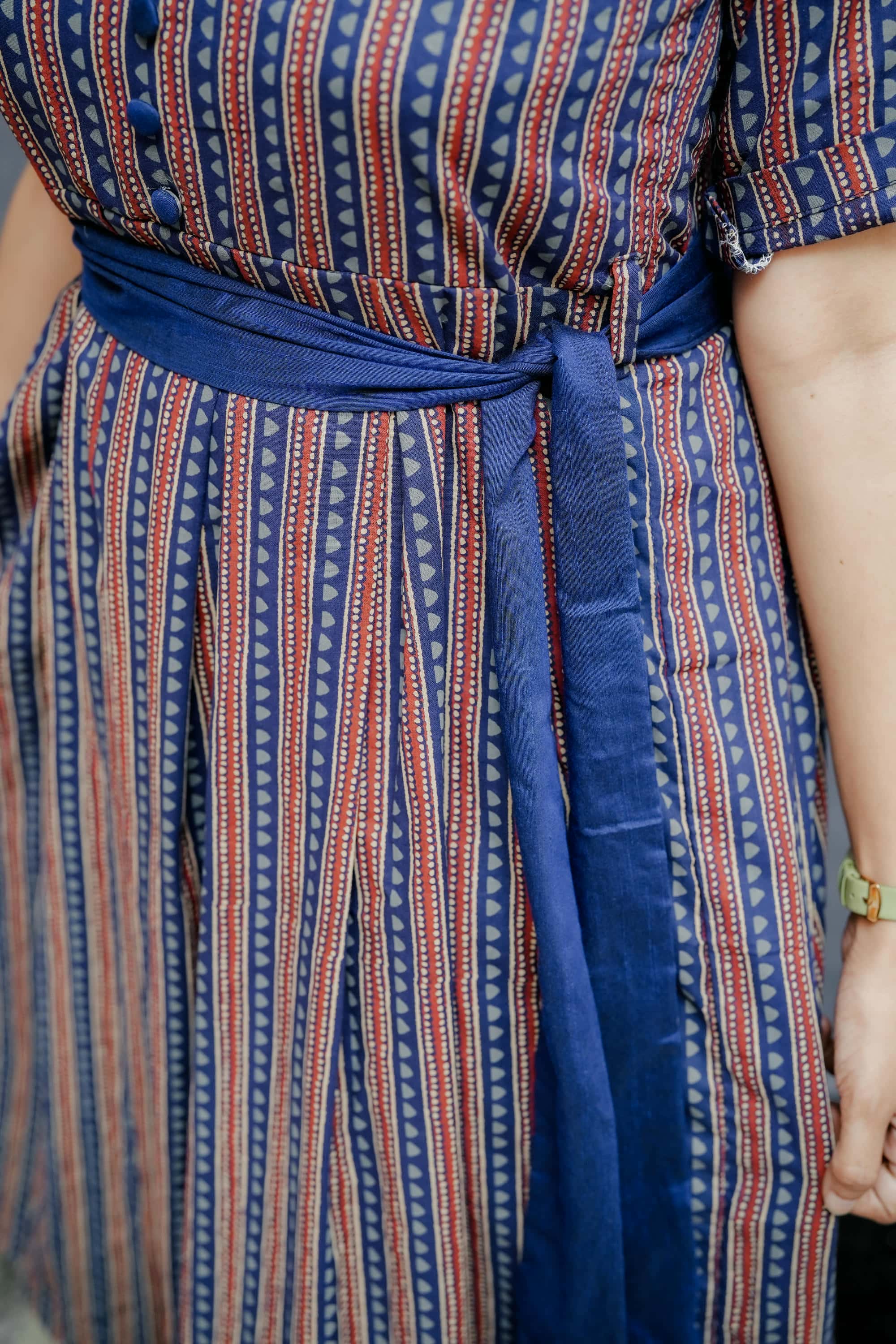 Box Pleated Printed Navy Blue Cotton Collar Dress With Belt The Renay Store Box Pleated Printed Navy Blue Cotton Collar Dress With Belt The Renay Store